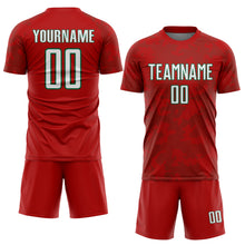 Laden Sie das Bild in den Galerie-Viewer, Custom Red White-Kelly Green Curve Lines Sublimation Soccer Uniform Jersey
