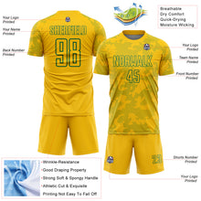 Laden Sie das Bild in den Galerie-Viewer, Custom Yellow-Kelly Green Curve Lines Sublimation Soccer Uniform Jersey
