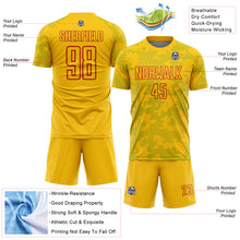 Laden Sie das Bild in den Galerie-Viewer, Custom Yellow Grass Green-Red Curve Lines Sublimation Soccer Uniform Jersey
