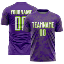 Laden Sie das Bild in den Galerie-Viewer, Custom Purple White-Neon Green Curve Lines Sublimation Soccer Uniform Jersey
