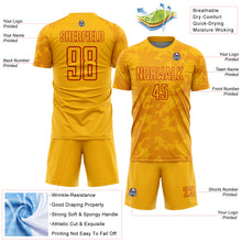 Laden Sie das Bild in den Galerie-Viewer, Custom Gold-Red Curve Lines Sublimation Soccer Uniform Jersey
