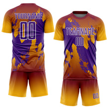 Laden Sie das Bild in den Galerie-Viewer, Custom Crimson Purple Gold-White Gradient Splash Sublimation Soccer Uniform Jersey
