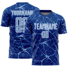 Laden Sie das Bild in den Galerie-Viewer, Custom Royal Light Blue-White Abstract Network Crackle Sublimation Soccer Uniform Jersey

