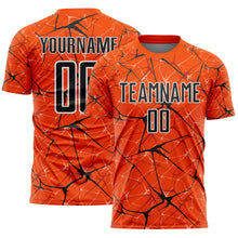 Laden Sie das Bild in den Galerie-Viewer, Custom Orange Black-White Abstract Network Crackle Sublimation Soccer Uniform Jersey
