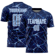 Laden Sie das Bild in den Galerie-Viewer, Custom Navy Light Blue-White Abstract Network Crackle Sublimation Soccer Uniform Jersey
