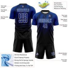 Laden Sie das Bild in den Galerie-Viewer, Custom Black Royal-White Spiked Sharp Lines Gradient Sublimation Soccer Uniform Jersey
