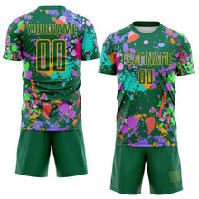 Laden Sie das Bild in den Galerie-Viewer, Custom Graffiti Pattern Kelly Green-Gold Paint Splatter Sublimation Soccer Uniform Jersey
