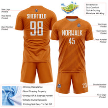 Laden Sie das Bild in den Galerie-Viewer, Custom Texas Orange-White Diagonal Stripes Sublimation Soccer Uniform Jersey
