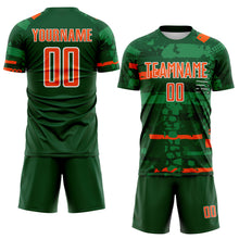 Laden Sie das Bild in den Galerie-Viewer, Custom Green Orange-White Abstract Geometric Stripe Fragment Sublimation Soccer Uniform Jersey
