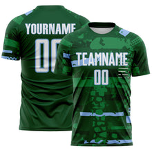 Laden Sie das Bild in den Galerie-Viewer, Custom Green White-Light Blue Abstract Geometric Stripe Fragment Sublimation Soccer Uniform Jersey
