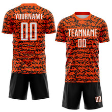 Laden Sie das Bild in den Galerie-Viewer, Custom Orange White-Black Geometric Fragment Splatter Sublimation Soccer Uniform Jersey
