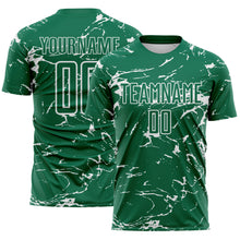 Laden Sie das Bild in den Galerie-Viewer, Custom Kelly Green-White Abstract Fluid Marble Sublimation Soccer Uniform Jersey
