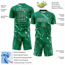 Laden Sie das Bild in den Galerie-Viewer, Custom Kelly Green-White Brush Stroke Slashes And Dot Grid Sublimation Soccer Uniform Jersey

