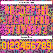 Laden Sie das Bild in den Galerie-Viewer, Custom Graffiti Pattern Gold-Pink 3D Colorful Leopard Performance T-Shirt
