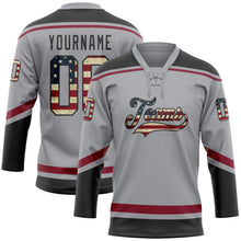 Загрузить изображение в средство просмотра галереи, Custom Gray Vintage USA Flag Black-Crimson Hockey Lace Neck Jersey
