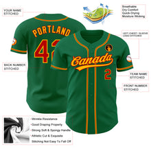 Laden Sie das Bild in den Galerie-Viewer, Custom Kelly Green Red-Gold Authentic Baseball Jersey
