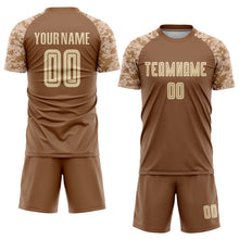 Laden Sie das Bild in den Galerie-Viewer, Custom Brown Cream-Camo Sublimation Soccer Uniform Jersey
