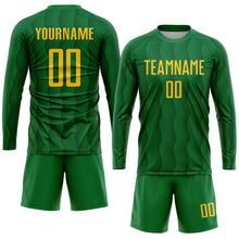 Laden Sie das Bild in den Galerie-Viewer, Custom Kelly Green Gold Sublimation Soccer Uniform Jersey
