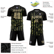 Laden Sie das Bild in den Galerie-Viewer, Custom Camo Vegas Gold-Black American Flag Fashion Sublimation Salute To Service Soccer Uniform Jersey
