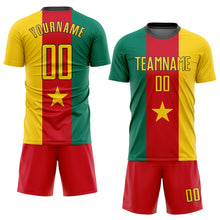 Laden Sie das Bild in den Galerie-Viewer, Custom Kelly Green Gold Red-Black Sublimation Cameroonian Flag Soccer Uniform Jersey
