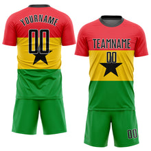 Laden Sie das Bild in den Galerie-Viewer, Custom Red Black Gold-Kelly Green Sublimation Ghanaian Flag Soccer Uniform Jersey
