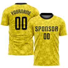 Laden Sie das Bild in den Galerie-Viewer, Custom Gold Black Sublimation Soccer Uniform Jersey
