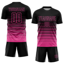 Laden Sie das Bild in den Galerie-Viewer, Custom Black Pink Pinstripe Fade Fashion Sublimation Soccer Uniform Jersey
