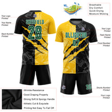 Laden Sie das Bild in den Galerie-Viewer, Custom Graffiti Pattern Kelly Green Black-Yellow Scratch Sublimation Soccer Uniform Jersey

